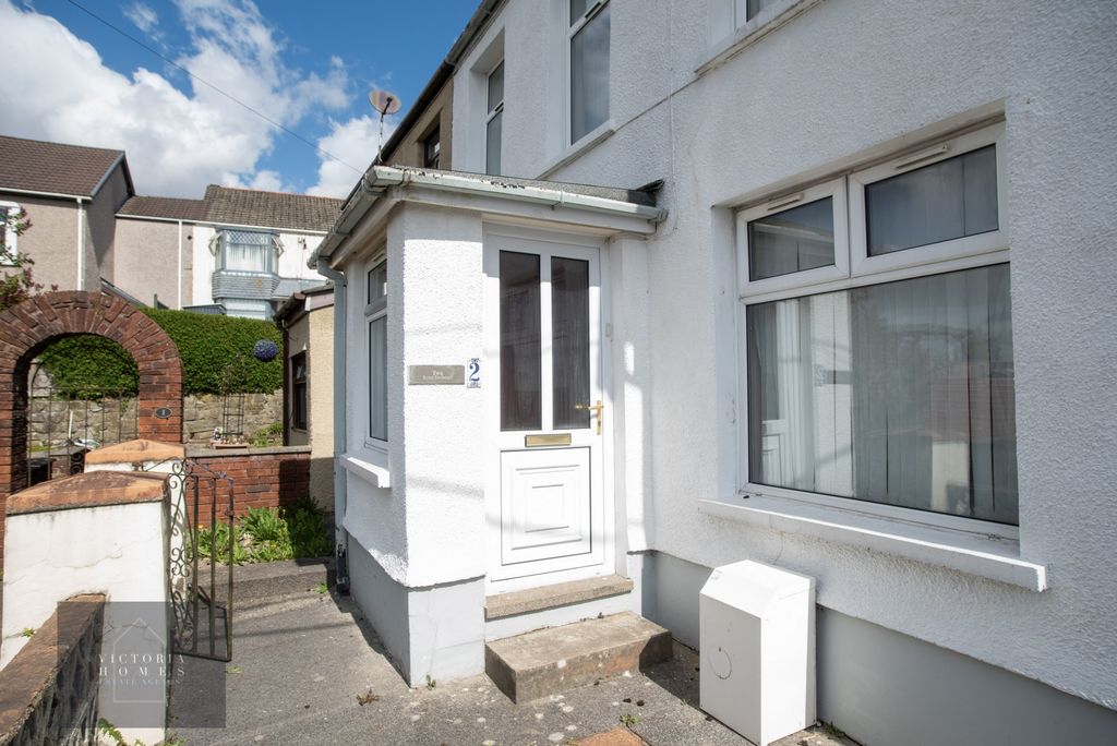 Property photo 1 of 43 Photo 1