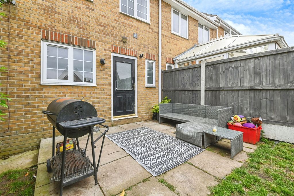 Property photo 2 of 16