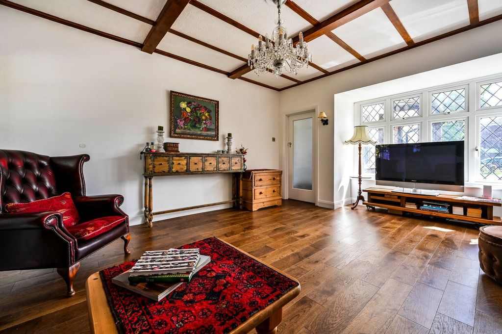 Property photo 2 of 13