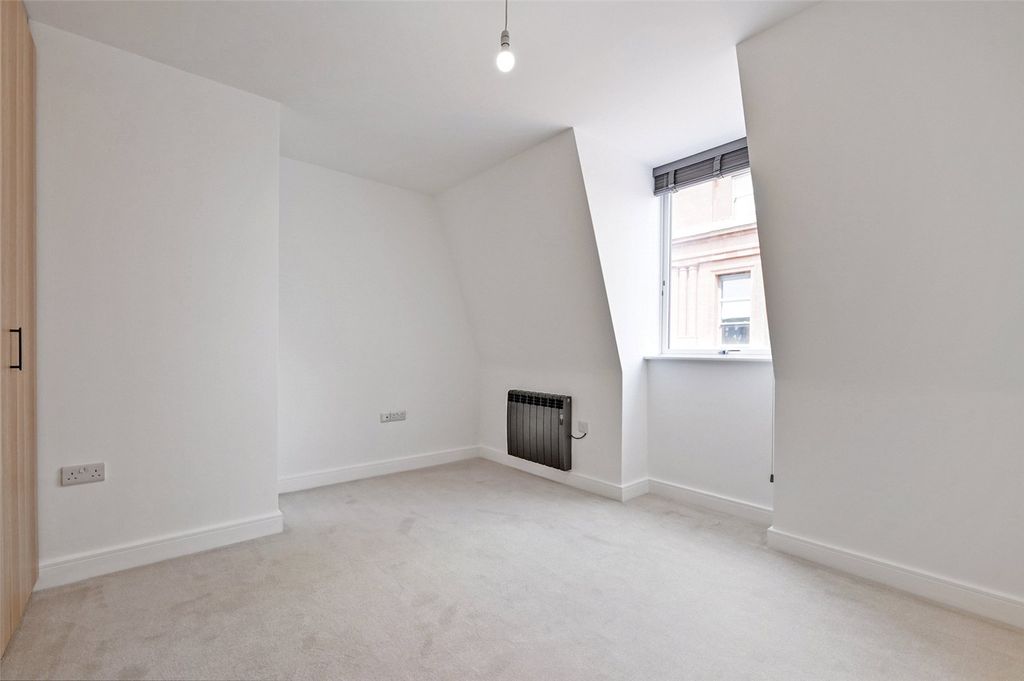 Property photo 2 of 7 Picture No. 03