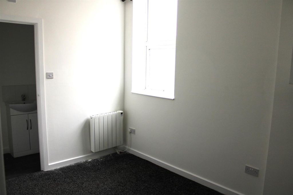 Property photo 2 of 5 Img_0103.Jpg