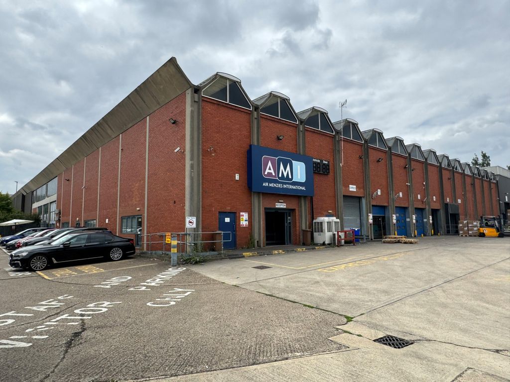 Property photo 3 of 4 Front Aspect