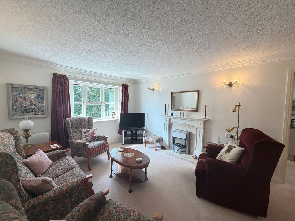 Property photo 3 of 10 Img_4252
