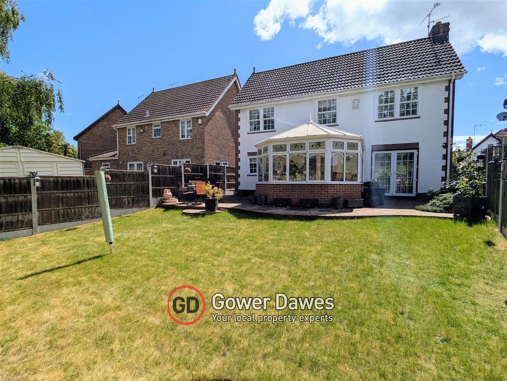 Property photo 2 of 19