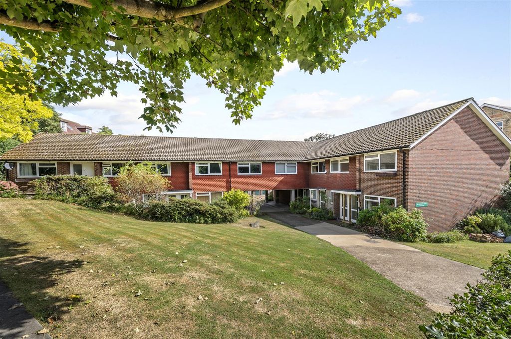 Property photo 1 of 13 Buckingham Court 1 (15 From 25)-25.Jpg