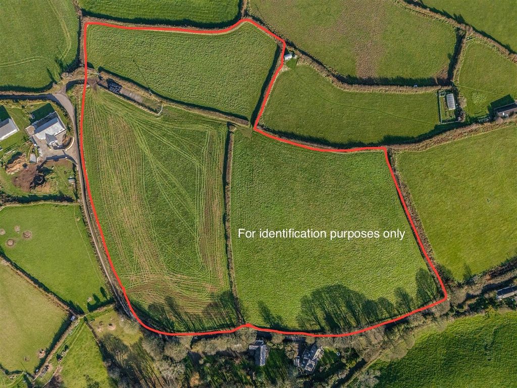 Property photo 3 of 28