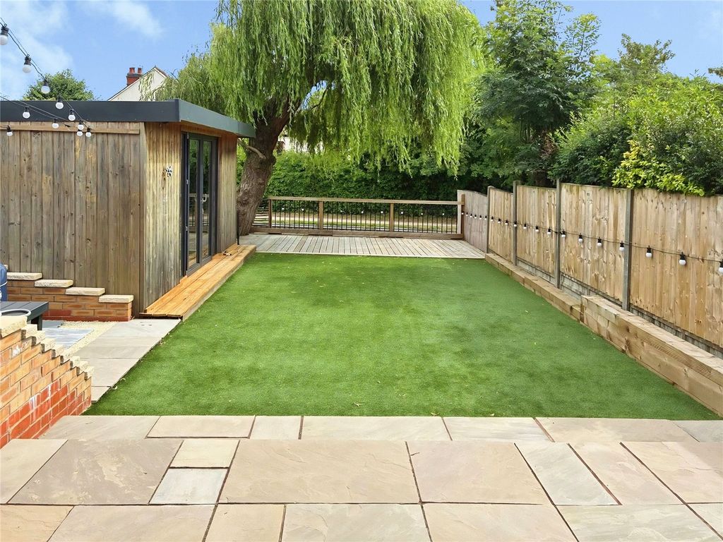 Property photo 3 of 18 Garden And Patio