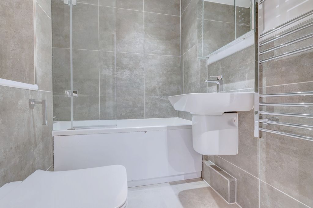 Property photo 3 of 7 Picture No. 04