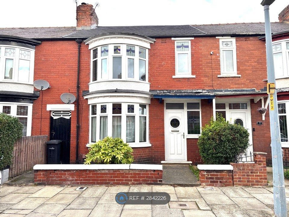 Property photo 2 of 17