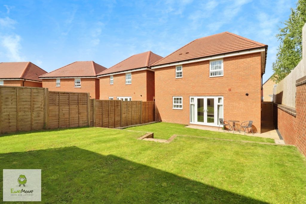 Property photo 2 of 19 Back Garden - Ewemove Cannock