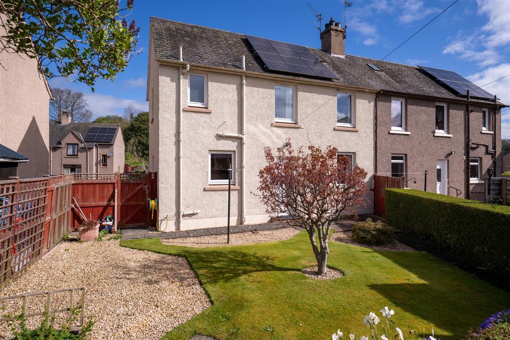 Property photo 3 of 19 61_Croft_Road-15.Jpg