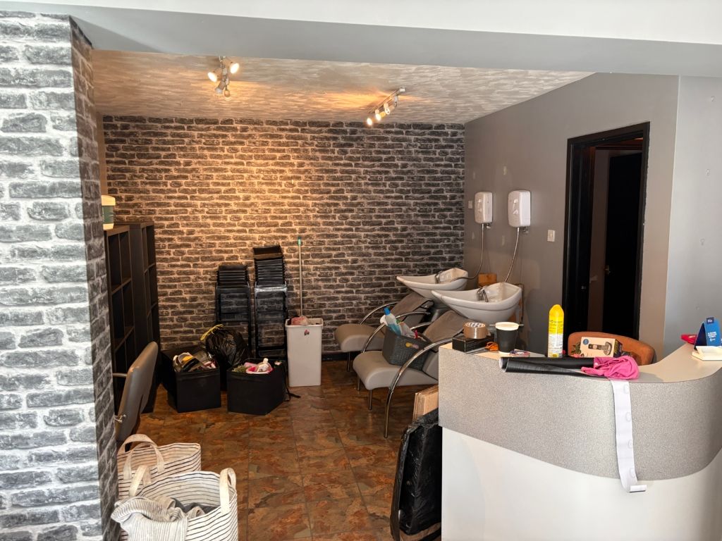 Property photo 2 of 8