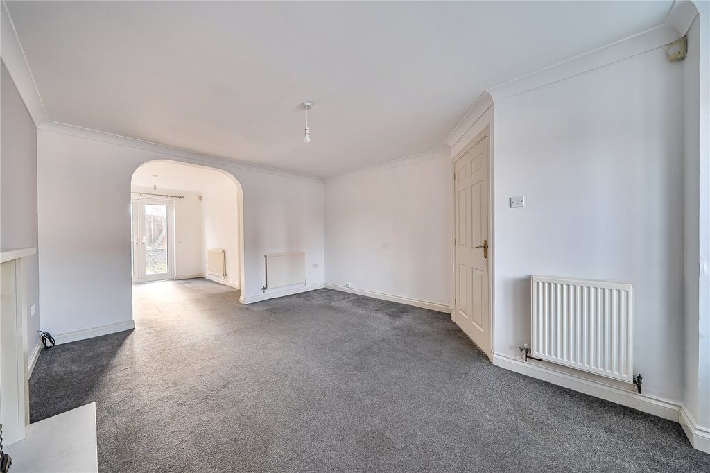 Property photo 3 of 22 Picture No. 19