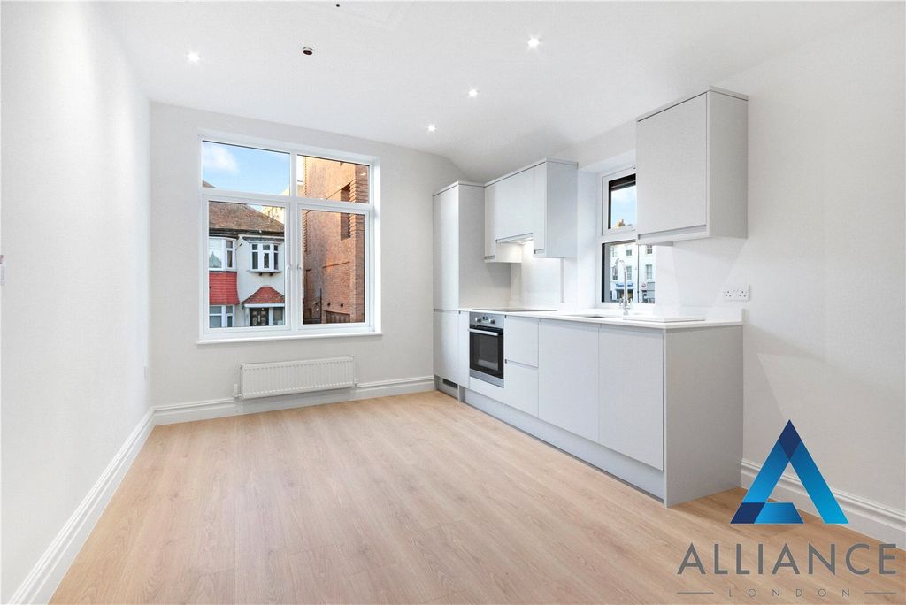 Property photo 1 of 6 Open Plan Living