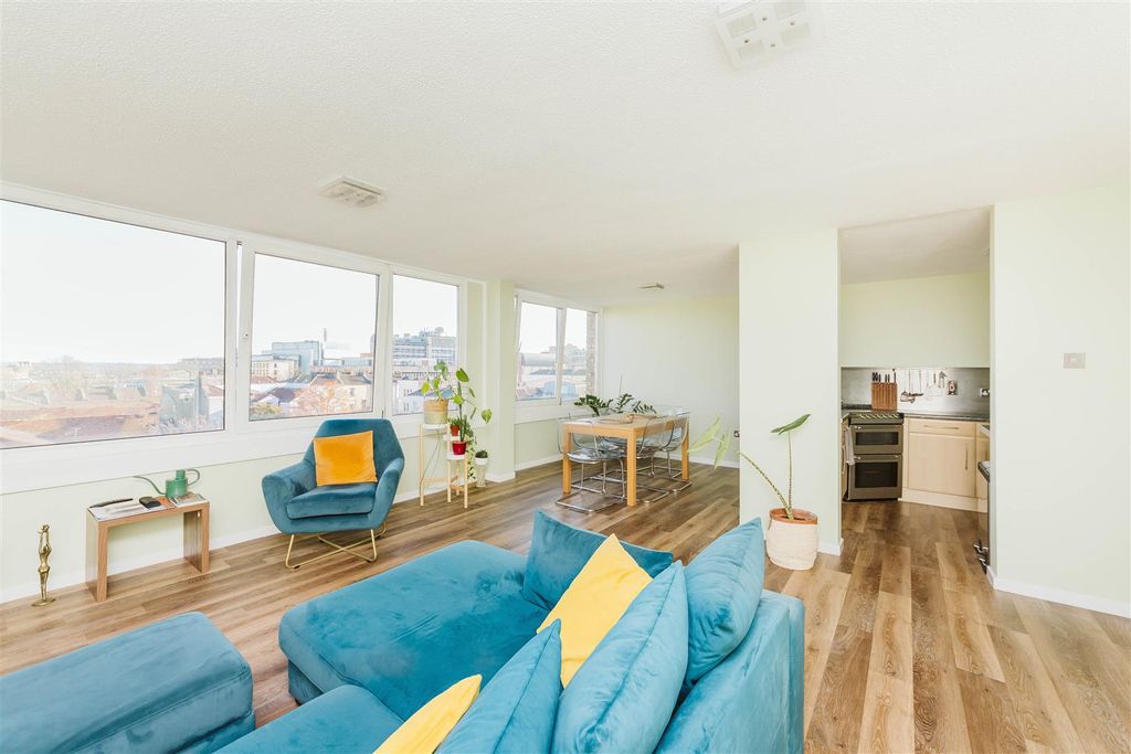 Property photo 2 of 14 Ks2B2401.Jpg