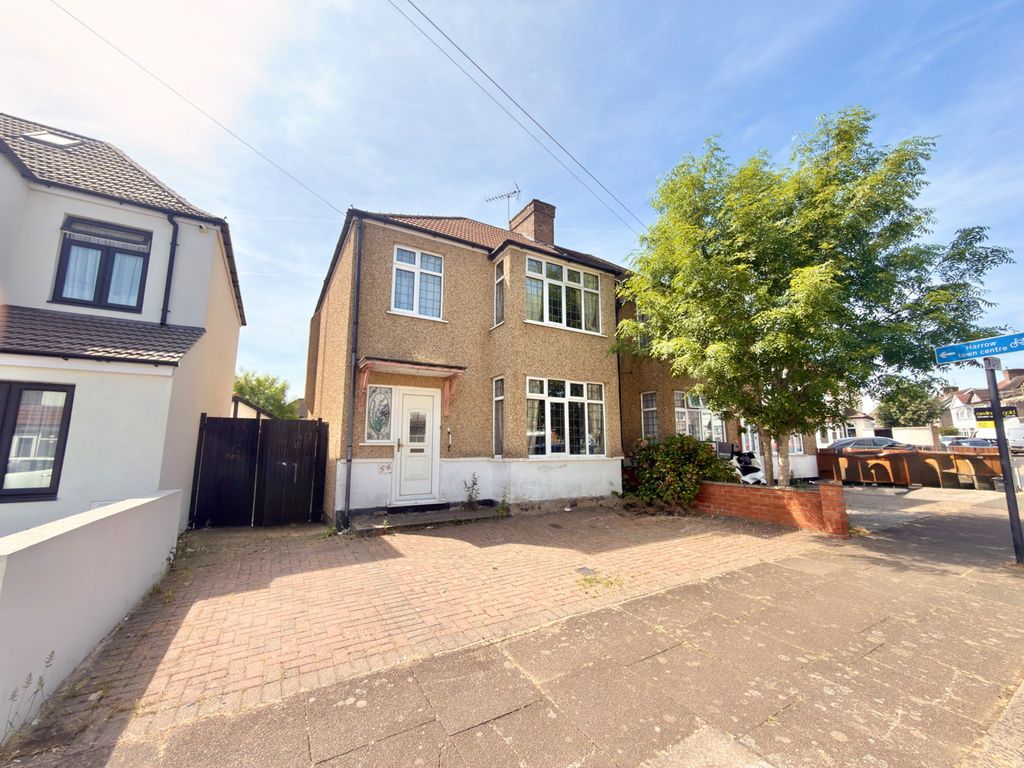 Property photo 1 of 3