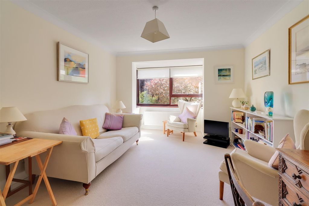 Property photo 2 of 14 Img (4).Jpg