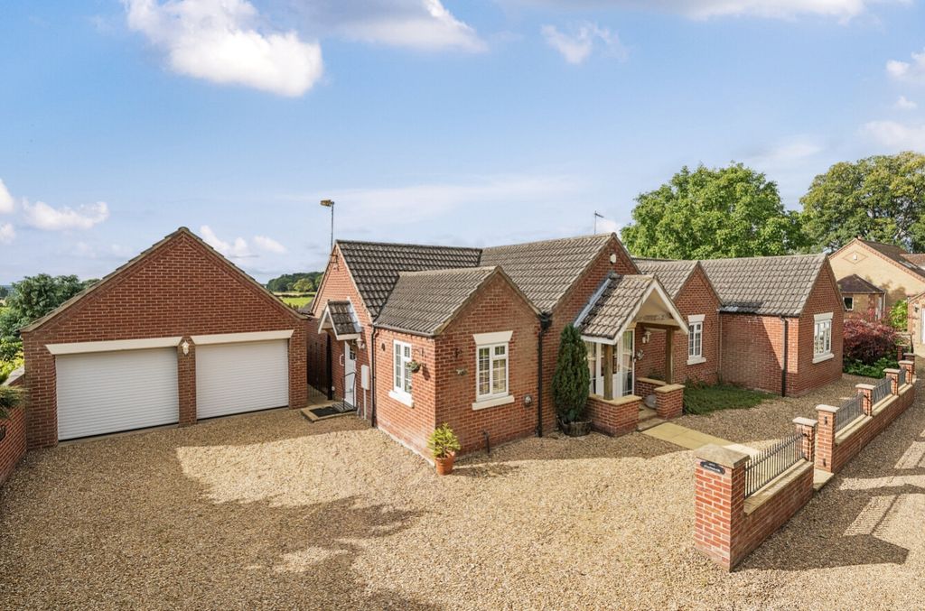 Property photo 1 of 26 1168463 (1)