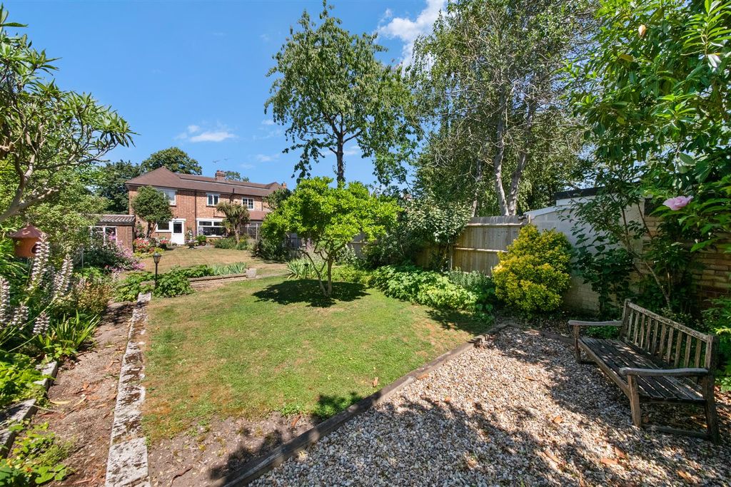 Property photo 2 of 14
