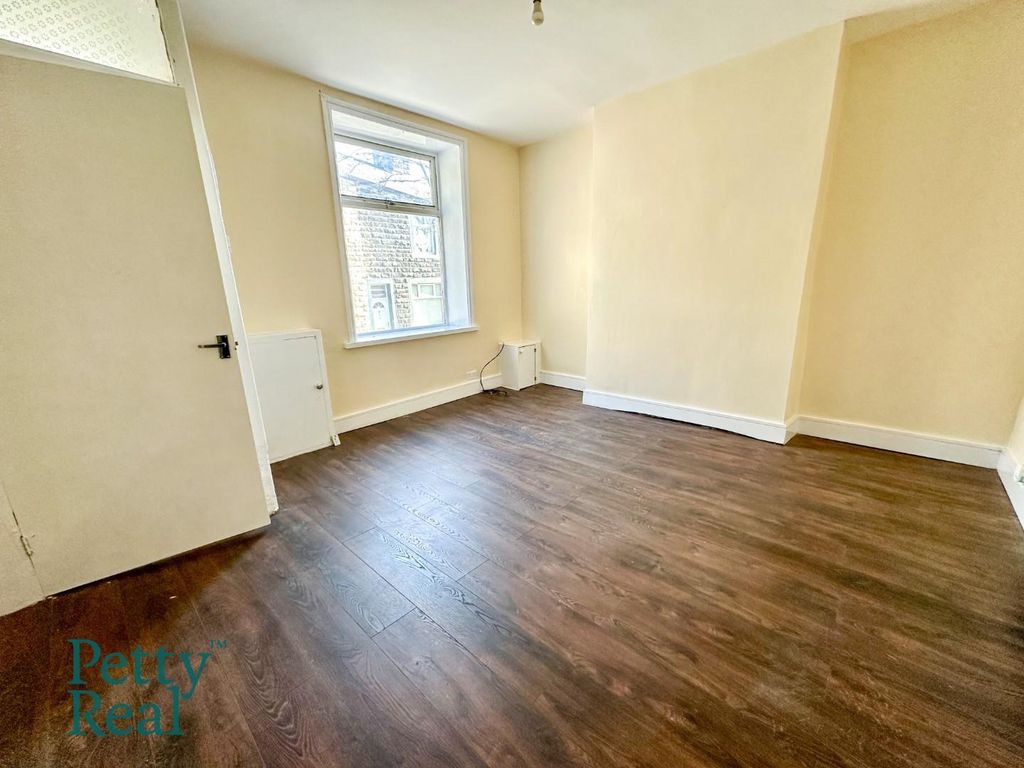 Property photo 2 of 8 A0E8D12E-990E-4518-8913-CD8953C512A6.Jpeg