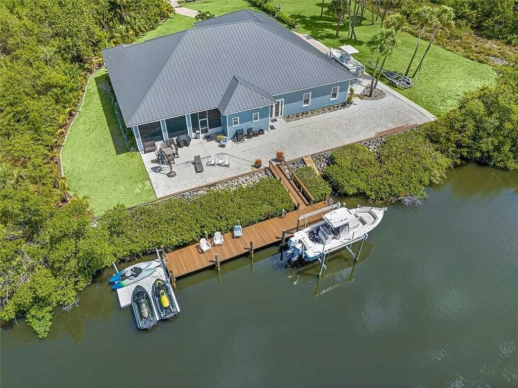 Property photo 1 of 31