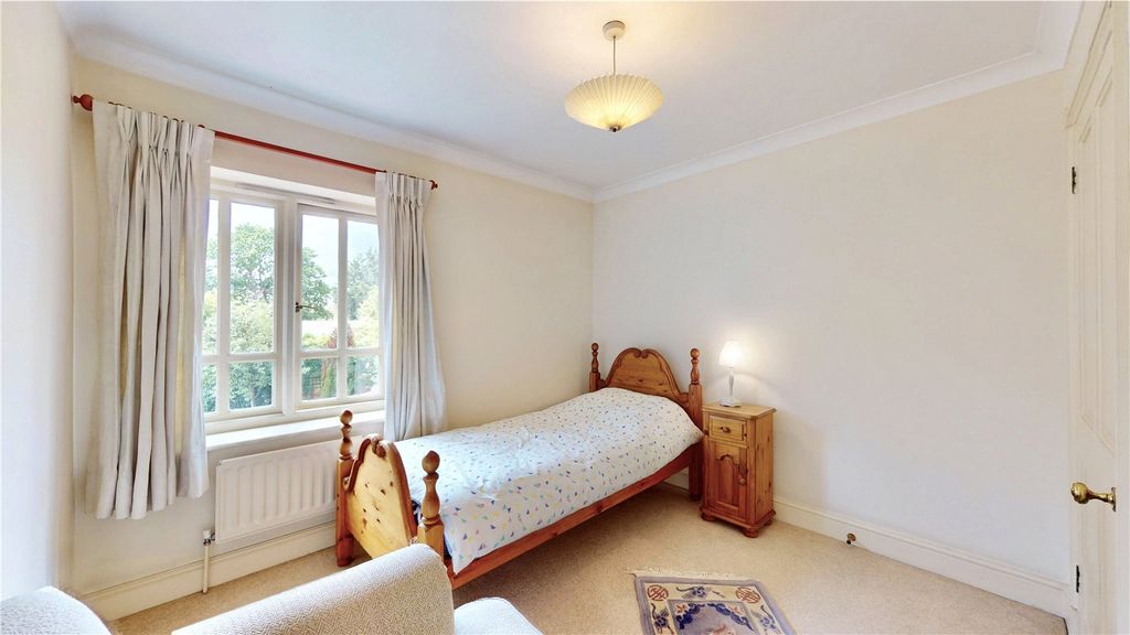 Additional image 27 of Land for saleStonecroft Close, Barnet Road, Arkley, Barnet EN5