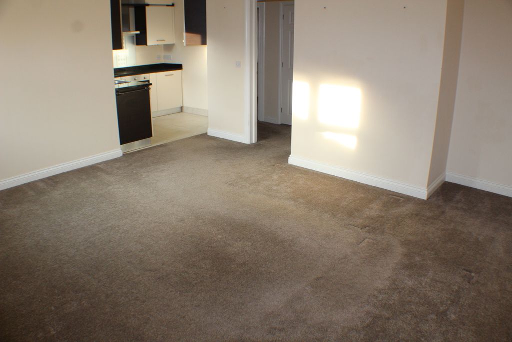 Property photo 2 of 11 Reception Room