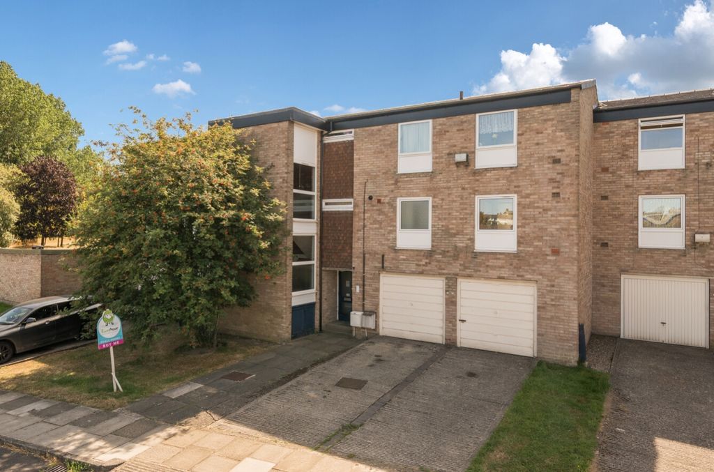 Property photo 1 of 21 Ewemove Harrogate Property Exterior