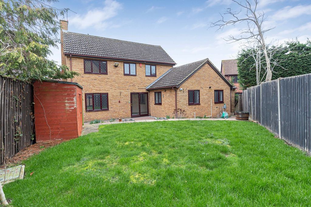 Property photo 1 of 36