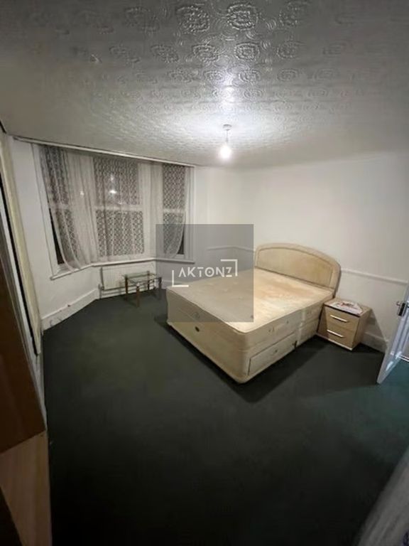 Property photo 1 of 4 86