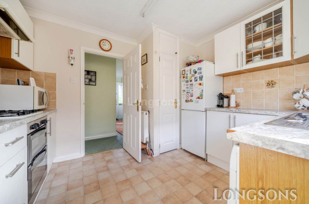 Property photo 3 of 17