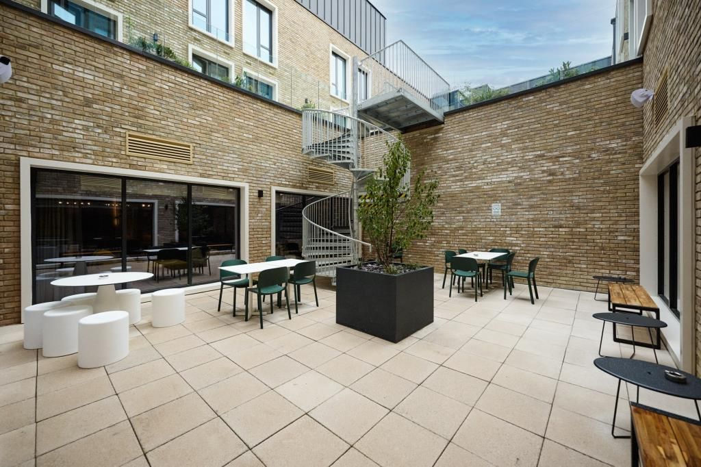 Property photo 2 of 20 External View