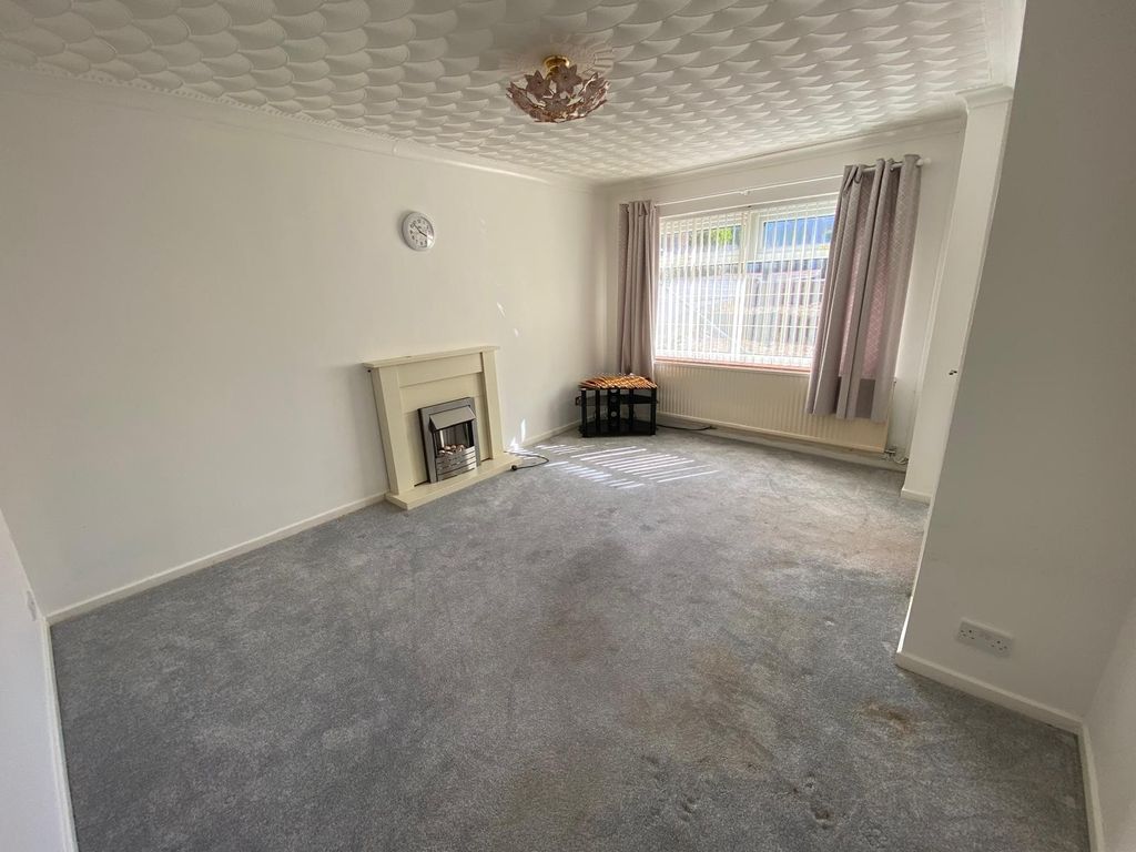 Property photo 2 of 13 ***