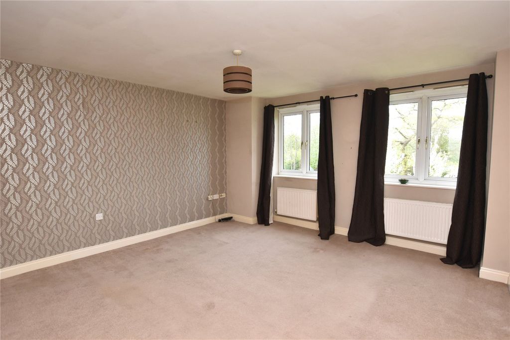 Property photo 3 of 11 Picture No. 19