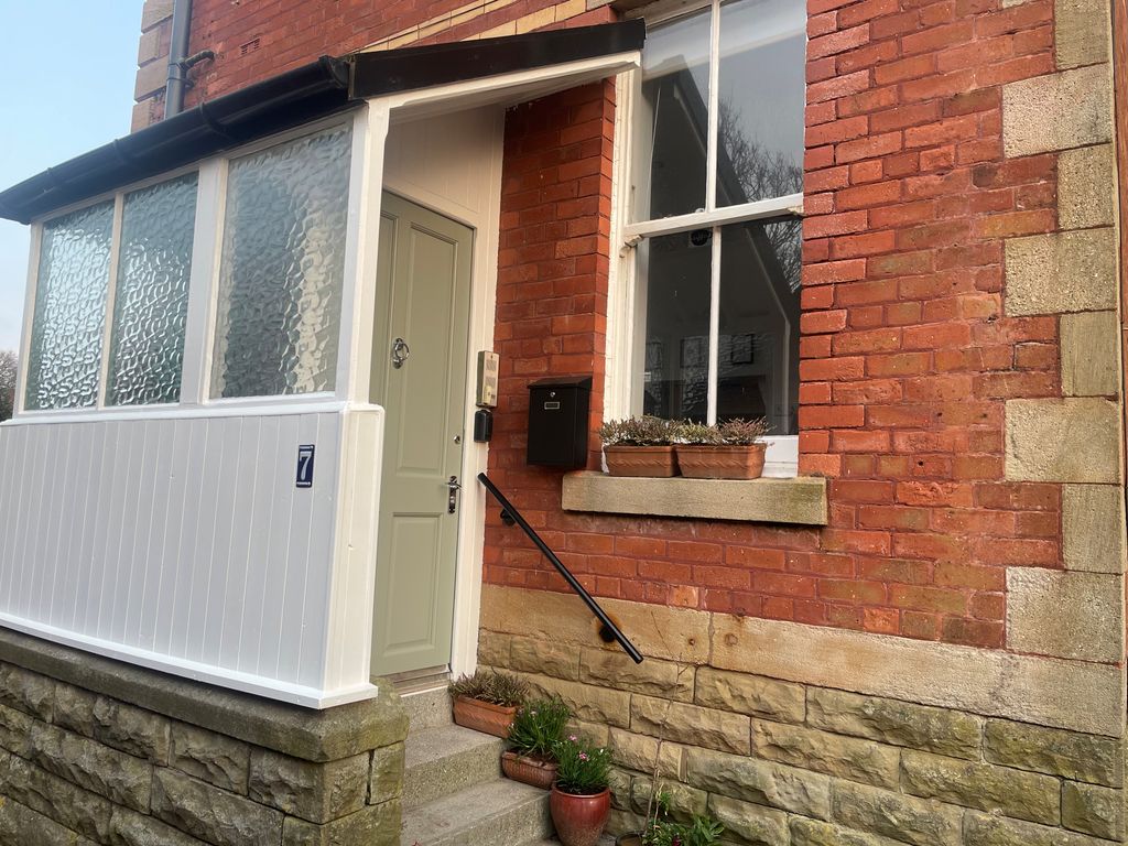 Property photo 2 of 9