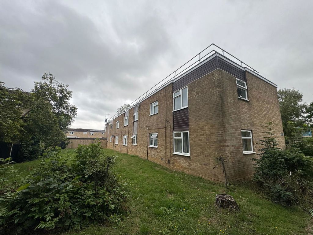 Property photo 1 of 5