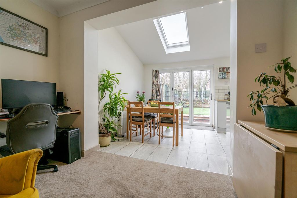 Property photo 2 of 31 Dsc05228 Copy.Jpg