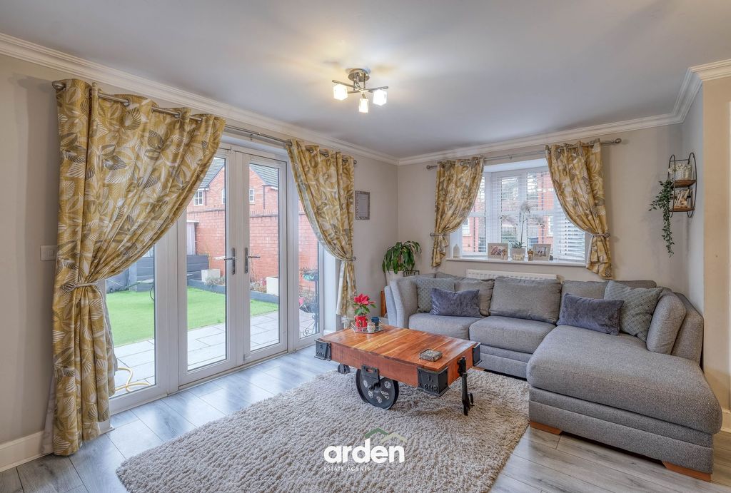 Property photo 3 of 19