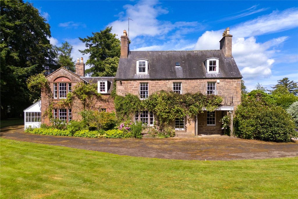 Property photo 1 of 34 Larghan House