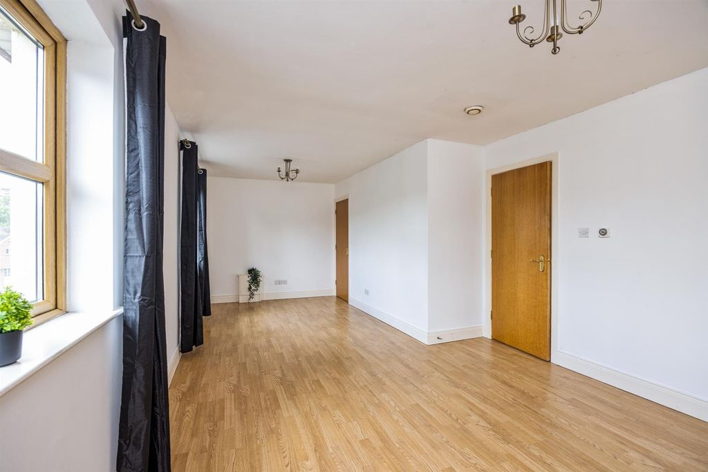 Additional image 4 of 2 bed flat for sale69 Woodrow Gardens, Saintfield BT24