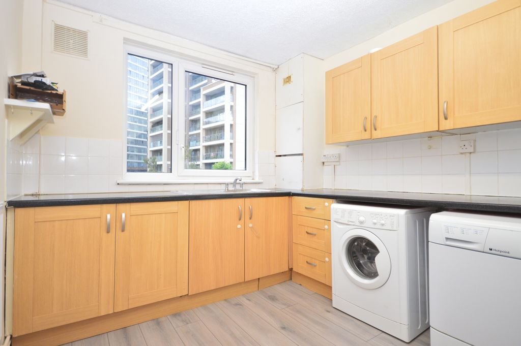 Property photo 1 of 8 2 Double Bedroom Flat To Rent