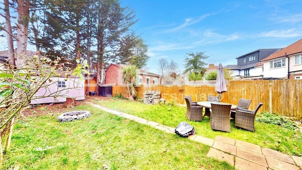 Property photo 2 of 28 Picture No. 47