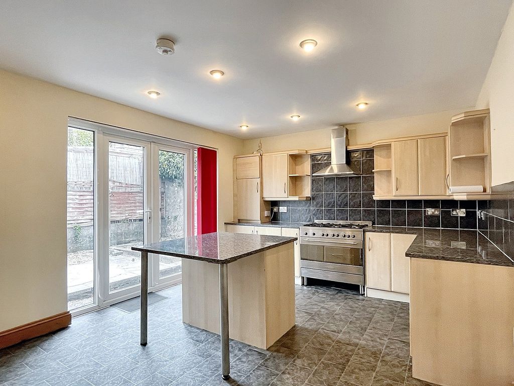 Property photo 3 of 14 Not Specified