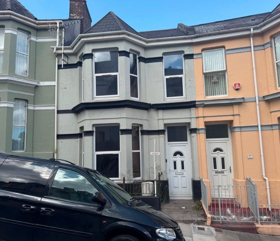 Property photo 1 of 13