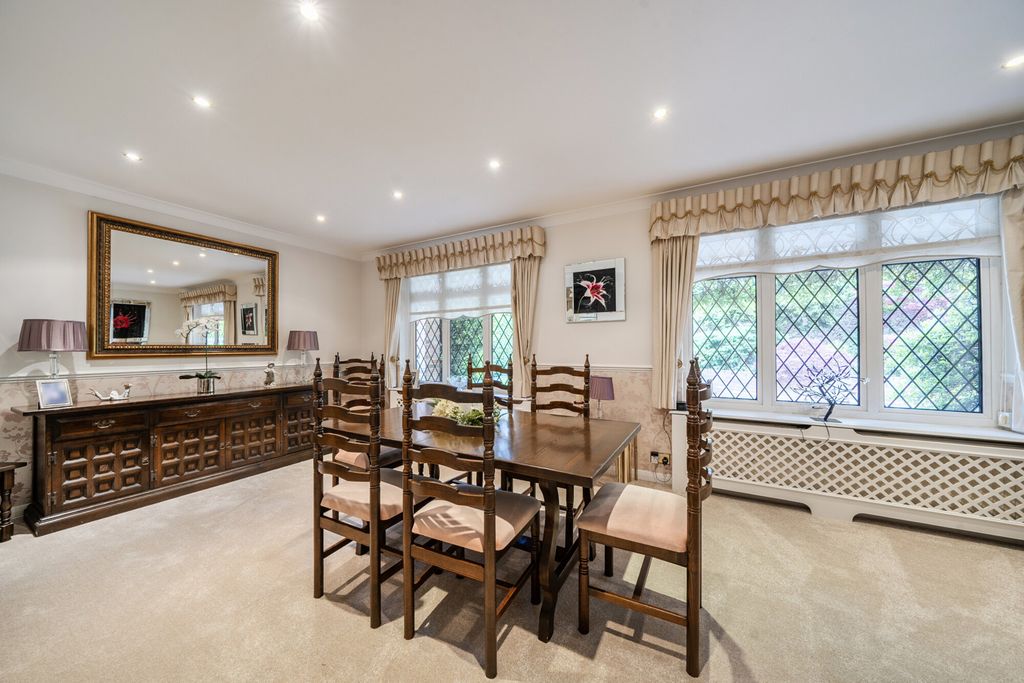 Property photo 3 of 41 1463471-24-6A0Ae4...
