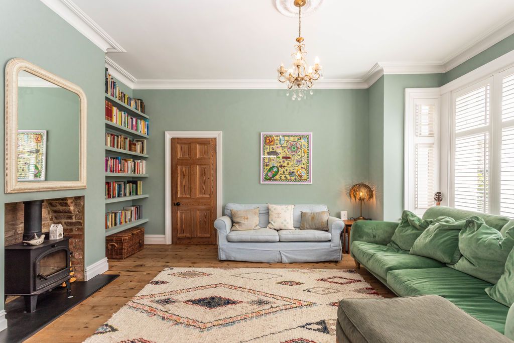 Property photo 3 of 44 Photo 5