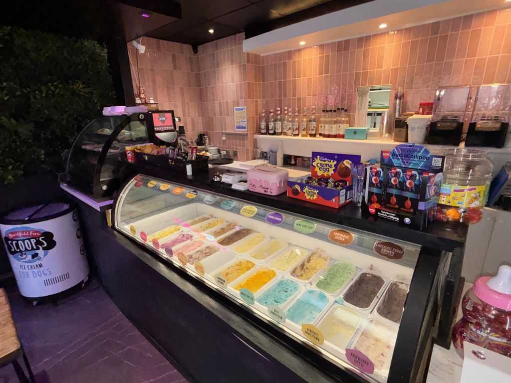 Property photo 2 of 7 Photo 1