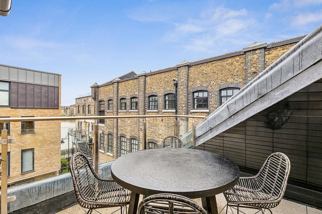 Property photo 3 of 13 Penthouse [Alto]-9.Jpg