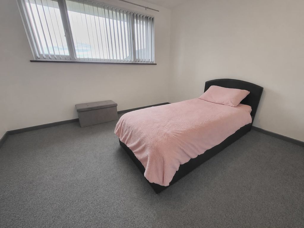 Property photo 3 of 6 Property