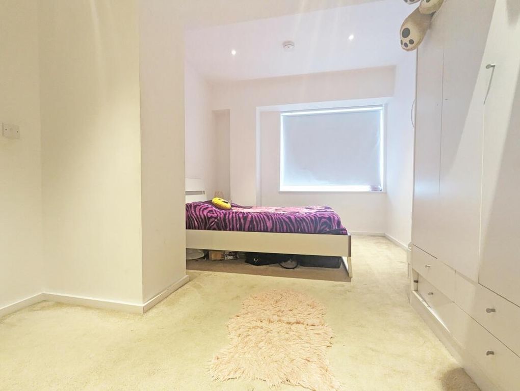 Additional image 8 of 2 bed flat for salePrescott Street, Halifax HX1